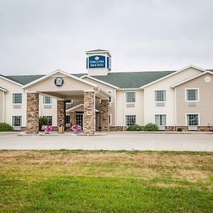 Cobblestone Inn & Suites-Winterset